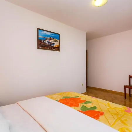Luka Apartmán Kornić
